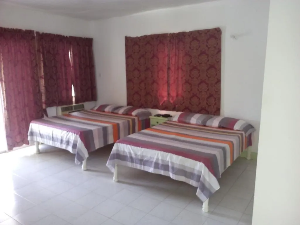 The Royal Hummingbird Resort Negril 3*,