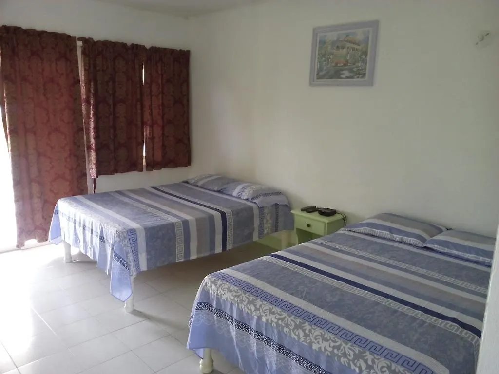 The Royal Hummingbird Resort Negril