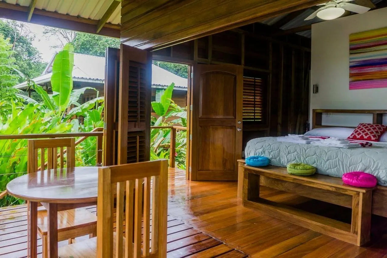 The Royal Hummingbird Resort Negril