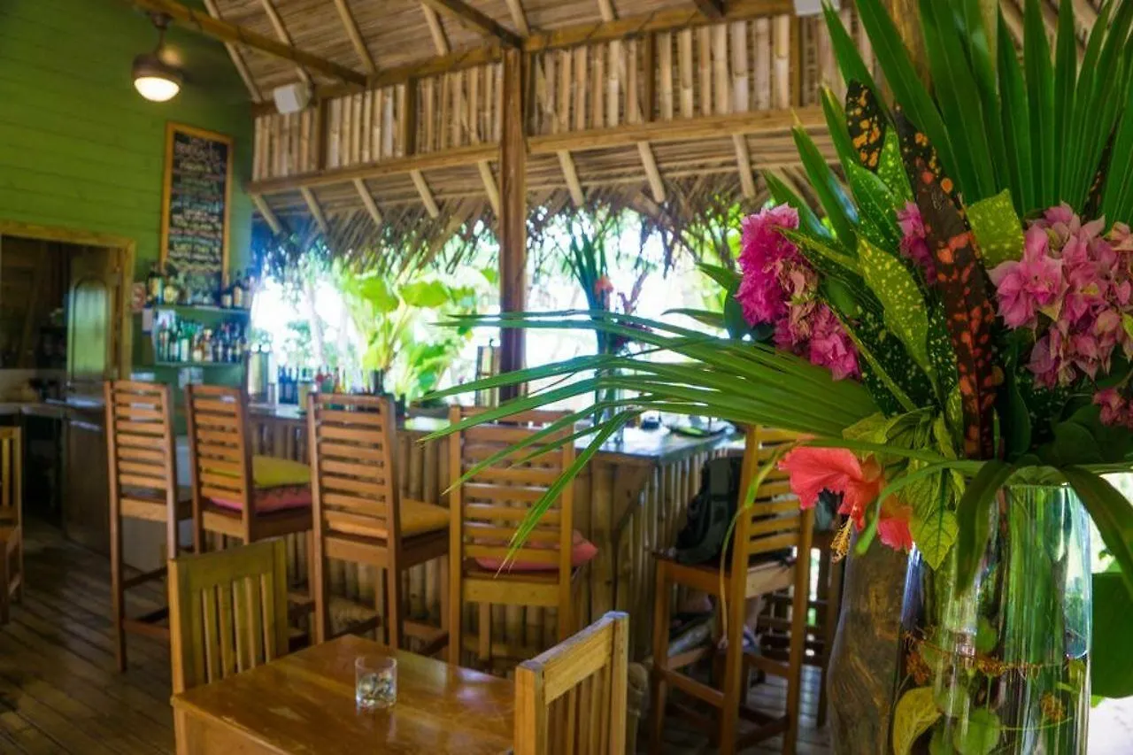 The Royal Hummingbird Resort Negril 3*,